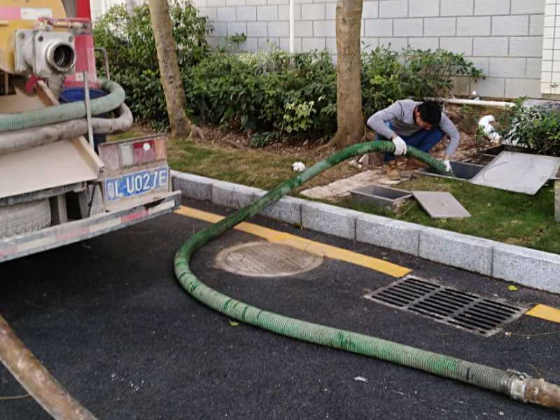硚口郭茨口高压清洗管道化粪池疏通马桶改造打捞